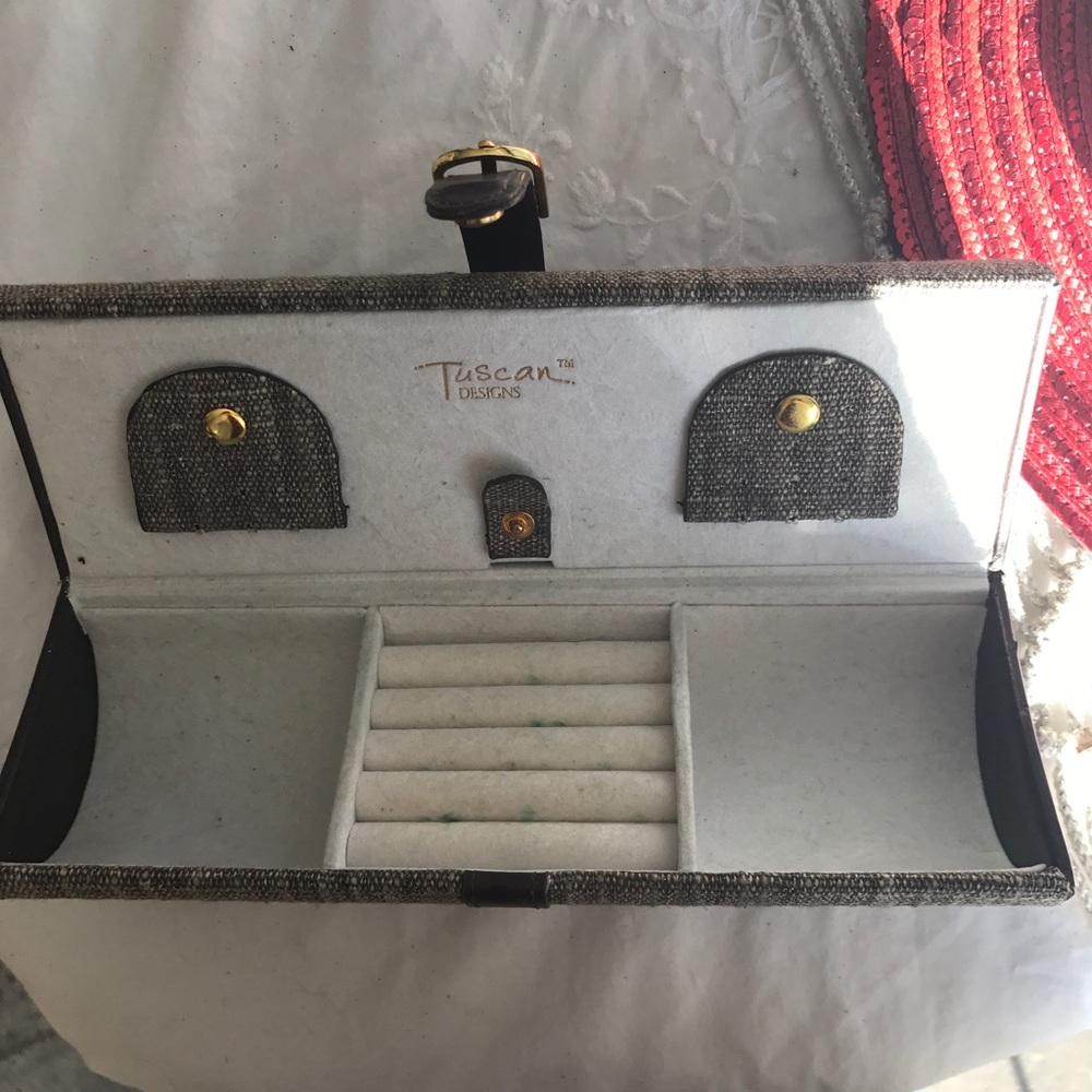 Tuscan designs jewelry box